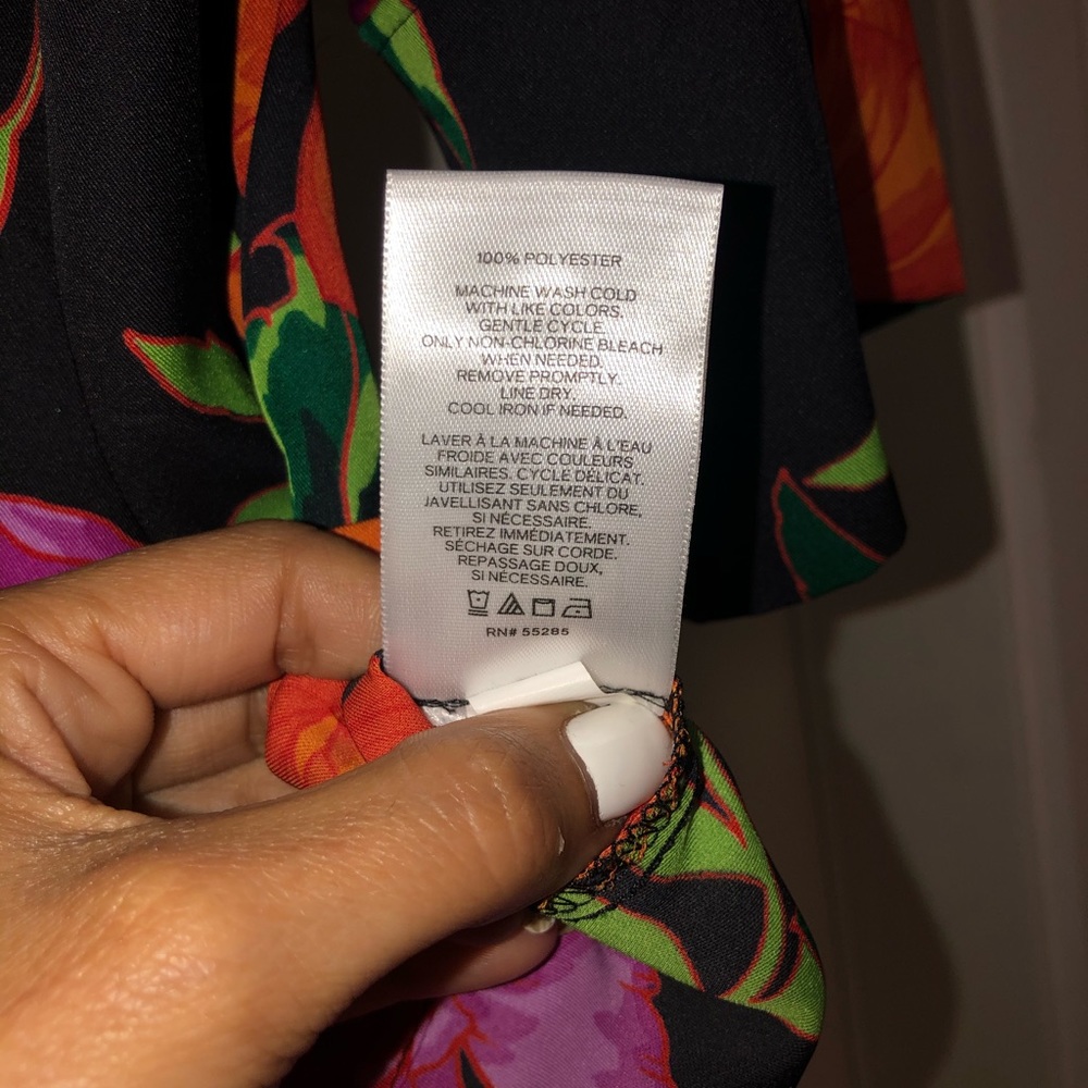 Floral Pattern Blouse - Picture 5 of 5
